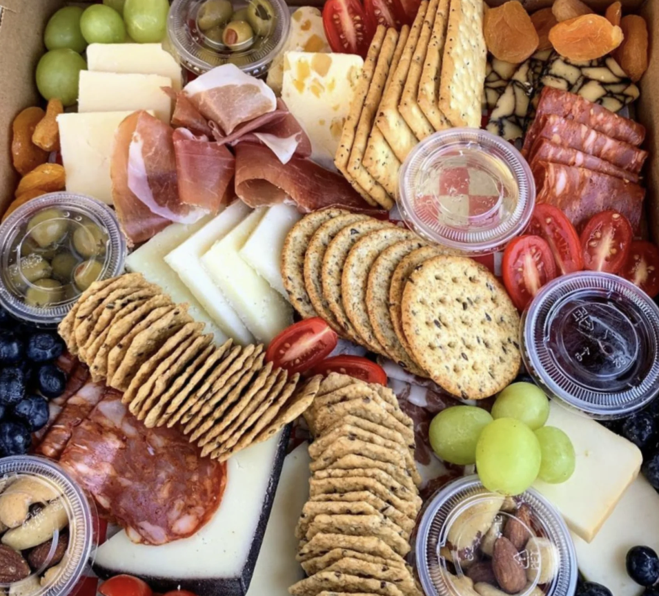 Custom Party Charcuterie Board – Niagara Custom Crush Studio